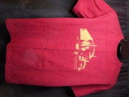 GAP Graphic T-shirt MEDIUM Short Sleeve Athletic Fit Yellow Semi/Truck G... - $23.99