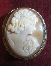 Vintage Carved Cameo Brooch - Ladies Head Flowers - £72.12 GBP