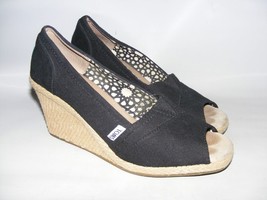 Tom&#39;s Women&#39;s Size 10 M Black Canvas 3&quot; Wedge Heels Open Toe Shoes - £18.70 GBP