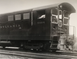 Pennsylvania Railroad PRR #5984 FS-10 Locomotive Train B&amp;W Photo Cincinnati OH - £7.41 GBP