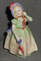 Royal Doulton 1935 COPYRIGHT #HN 1679 BABIE FIGURINE Made in England - $49.49