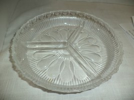 Heavy Divided Glass Dish - $372.18 MXN