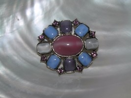 Estate LC Signed Periwinkle Purple Pink &amp; White Glass Cab &amp; Rhinestone Oval Pin  - £9.72 GBP