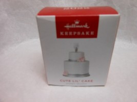 Hallmark Keepsake &quot;Cute Lil&#39; Wedding Cake&quot; 2022 Metal Miniature Ornament... - $6.83