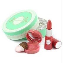 Make Her Blush with Delight Set: Blush (#33 Lilas D&#39;Or) + Lovely Rouge (... - $17.82
