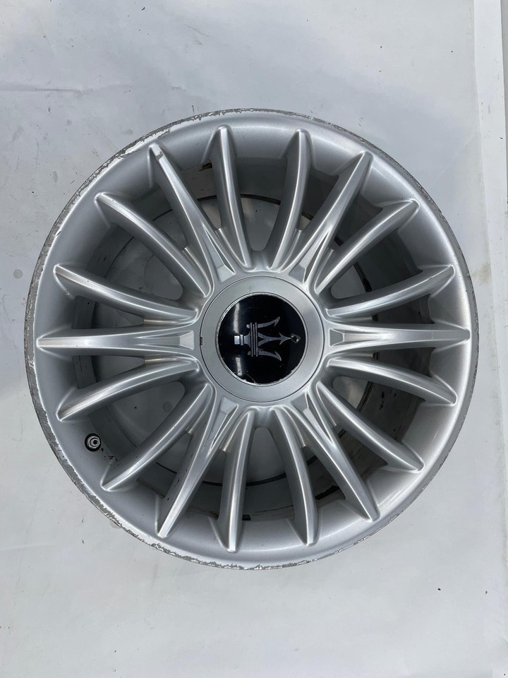 2014-2017 Maserati Quattroporte 19'x10' Rear Rim W/ Center Cap Curb Rash OEM Item image 2