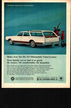 1967 Oldsmobile Vista-Cruiser Station Wagon family skiing photo vintage ... - £19.20 GBP