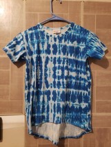 Lularoe Shirt Size 8 Blue Tye Dye - £7.18 GBP