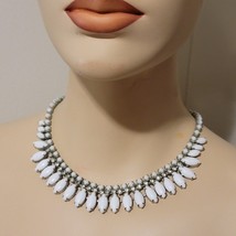 Vintage Milk Glass Rhinestone Choker Necklace - $273.66 MXN
