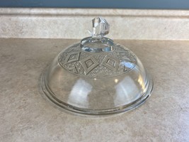 Candy Dish Etched Diamonds Top Handle Clear Glass Lid Top 7.5&quot; Wide - £7.08 GBP
