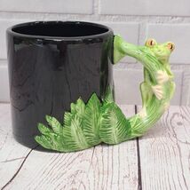Bergschrund 3D Ceramic Coffee  Mug 12oz. 1991 Hand Painted Grn Tree Frog... - $11.40