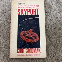 Skyport Science Fiction Paperback Book by Curt Siodmak Signet Books 1959 - £9.55 GBP