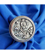 Mars and Valentine Vintage Designer Floral Sterling Silver 925 RING Size 7 - $5,077.06 MXN