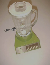 Vintage Waring Futura 750 Mid Century Kitchen Avacado Green 7 Speed Blender - £57.51 GBP