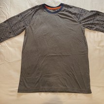 Epic Threads Long Sleeved T-Shirt Grey Big Boys Size Large - $14.99