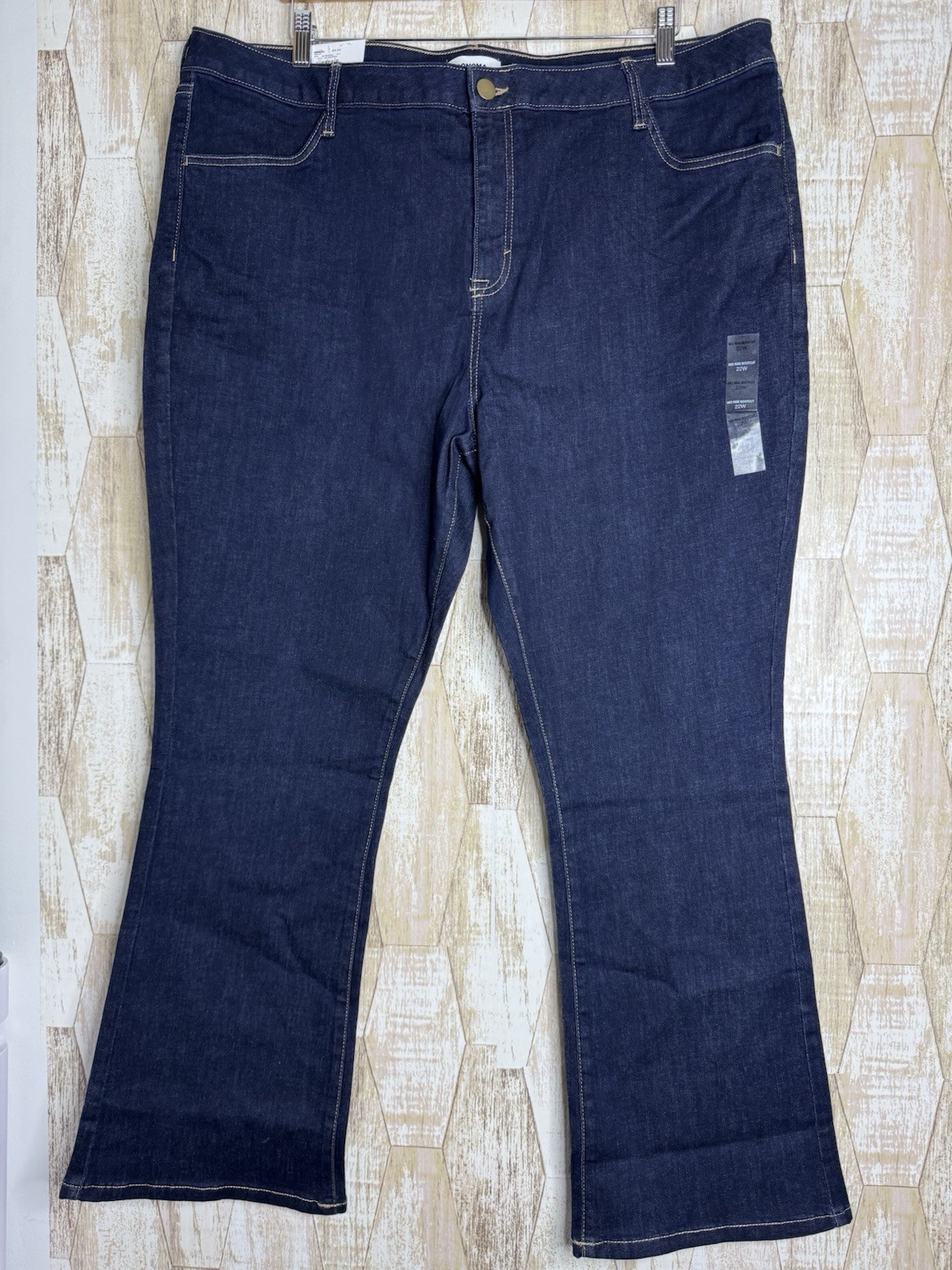 Sonoma Women Dark Blue Jeans Size 22W Boot Cut Fitted Hip &amp; Thigh - $29.99