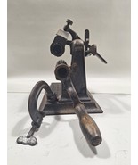 Crown Cast Iron Crimper 1875 - $1,029.71 MXN