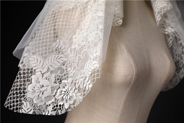 Ivory Shoulder Length Wedding Bridal Veils Layer Floral Lace Tulle Bridal Veils  image 11