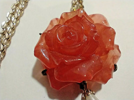 Vintage Orange Rose Pendant Necklace teardrop pearl Bakelite? 20&quot; chain - £9.54 GBP