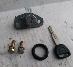 OEM TRUNK LOCK SET W/KEY BOLTS 99-00 CIVIC 4 Door 01-02 CIVIC  00-03 S2000 - $28.42