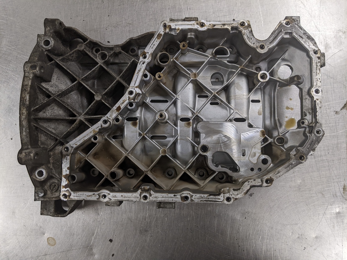 Upper Engine Oil Pan For 10-12 Audi Q5  2.0 06H103603AK - $98.95