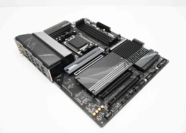 GIGABYTE X670 AORUS ELITE AX (Socket AM5) Wi-Fi 6E AMD DDR5 Motherboard ISSUE image 6