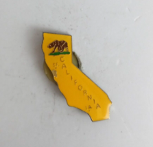 California Yellow State Shaped Lapel Hat Pin - £4.99 GBP