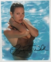 Raquel Welch Signed Autographed Pose 2 Glossy 8x10 Photo - COA/HOLO  - £79.00 GBP