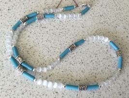 White Catseye and Turquoise Blue Dyed Howlite Beaded Necklace - £6.64 GBP