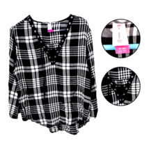 No Boundaries Women’s Plaid Blouse XL Black White Lace-Up Neck 3/4 Sleeve - $347.57 MXN
