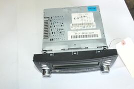 2004-2010 VOLKSWAGEN TOUAREG AM FM CD RADIO RECEIVER HEAD UNIT J1828 image 2