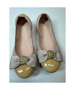 KATE SPADE Nude Patent Leather Ballet Flats With Bow And Elastic Logo Si... - $98.24 CAD