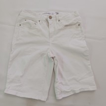 SEVEN7 MY3207WH Women&#39;s Size 8 (28×10) WEEKEND BERMUDA Rolled Cuff WHITE... - $20.78