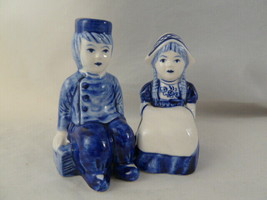 Vintage Sitting Dutch Boy and Girl Salt and Pepper Shakers Blue and Whit... - £5.41 GBP