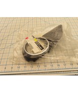 Toyota 52030-08010 Chrome Trim Ring Black Trim Bezel for Fog Light Right RH - $33.60 CAD