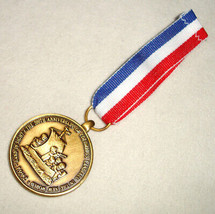 Hummel Medallion &#39;Land In Sight&#39; 500th Anniversary Columbus Discovery of America - £19.70 GBP