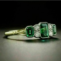 3Ct Corte Esmeralda Verde &amp; Diamante Compromiso Anillo 14K Oro Amarillo Acabado - £9,715.55 GBP