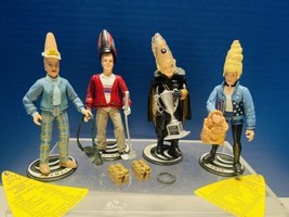 Coneheads Action Figures-Lot Of 4 With Accessories-1993 Playmates Toys - £55.86 GBP
