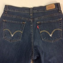 10 M (29 x 31) Levi’s Perfectly Slimming 512 Women’s Boot Cut Jeans - $22.20