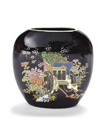 Vintage Pottery Ceramic Vase Carriage  Sz 4.25&quot; tall GOLD ACCENT Japan - $34.49 CAD