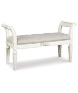 Realyn - Accent Bench - Antique White - $3,377.51 MXN