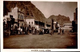 Vintage Real Photo POSTCARD- Maiden Road, Aden, Yeman, Arabia BK43 - £4.67 GBP