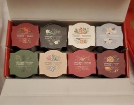 Yankee Candle 8 Christmas Mini 1.3 oz Scented Candles Gift Set Soy Wax New - £23.72 GBP