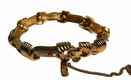 Vintage Monet polished Gold tone textured Metal Modernist link bracelet - $15.95