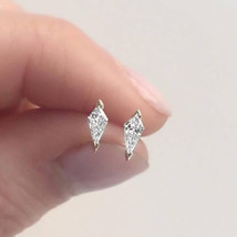 Japanese High-End Mini Ear Studs Magic Beautiful Young Girls&#39; Earrings Diamond S - £7.84 GBP