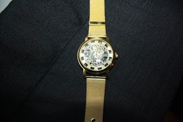 New Fashion Gold Toned Stainless Steel Alloy Wristwatch Watch  - $13.50