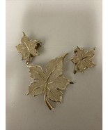 Vintage Emmons Brooch &amp; Clip On Earrings Set Floral Leaf Theme *FREE SHI... - £19.32 GBP