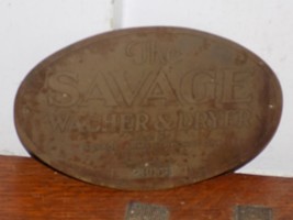 Vintage The Savage Washer &amp; Dryer Savage Arms Corp. Metal Sign - €56,28 EUR