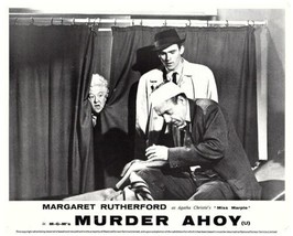 Murder Ahoy 1964 Margaret Rutherford  Miss Marple witnesses a murder 8x10 photo - £7.66 GBP