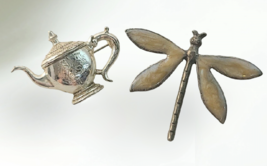 VTG Brooch Pin Set 2 Marbled Dragonfly Pin Silver Tone Teapot Cottagecore - £6.33 GBP